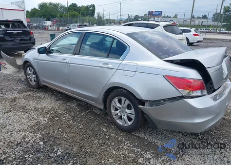 2010 Honda Accord 2.4 Lx-P z USA, uszkodzony, nr VIN 1HGCP2F46AA047061